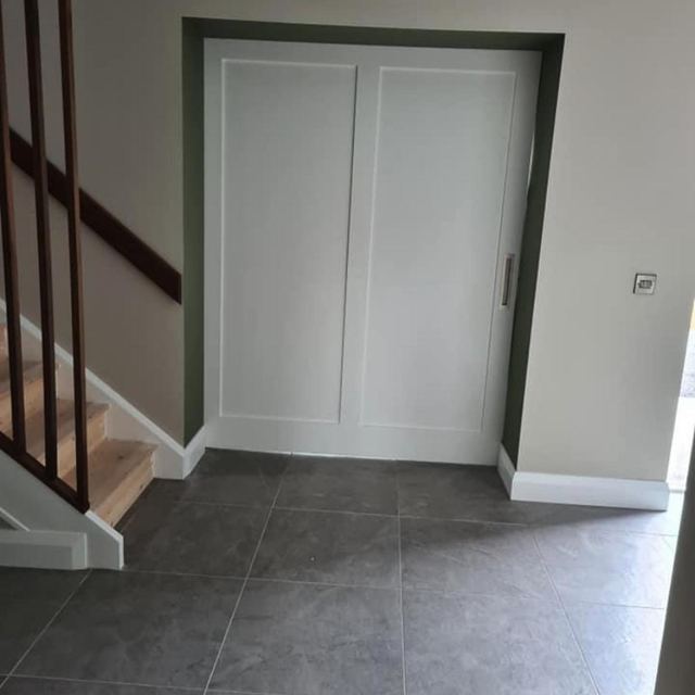 Shaker sliding door — Supplied for sliding gear