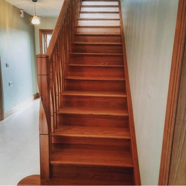 White oak staircase — Turned spindles